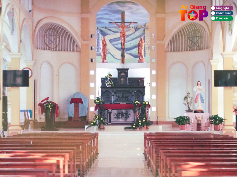 Nha-tho-kinh-xang-angiangtoplist