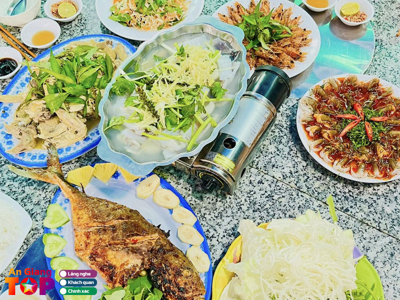 Quan-hai-san-kien-quoc-angiangtoplist