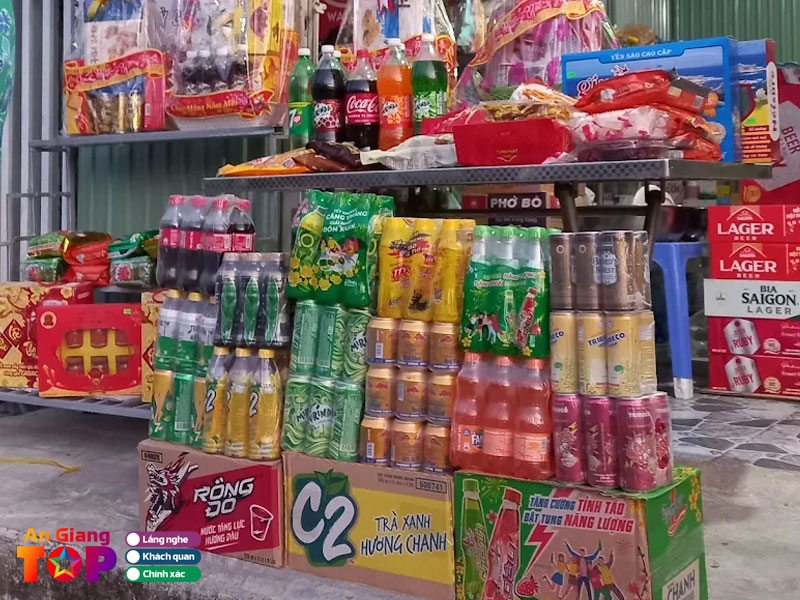 Tiem-tap-hoa-my-pham-yen-toan-1-angiangtoplist