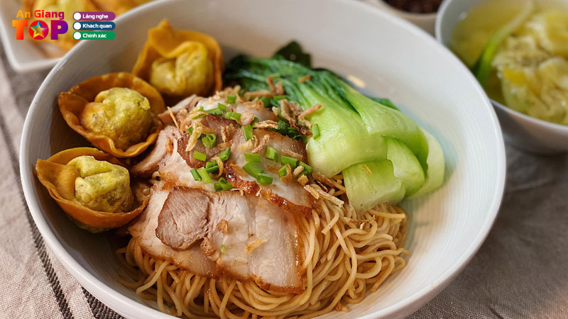 Top-10-dia-chi-an-hoanh-thanh-o-an-giang-chuan-vi-trung-hoa-angiangtoplist