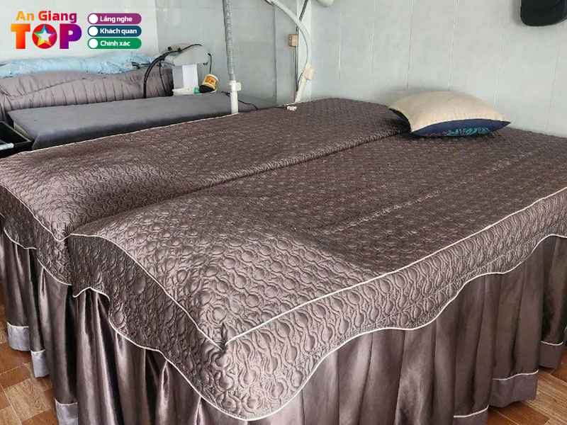 Xoa-bop-bam-huyet-xuan-phuc-1-angiangtoplist