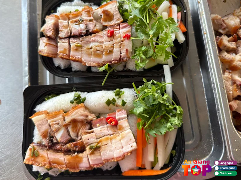 Heo-quay-viet-anh-3-angiangtoplist