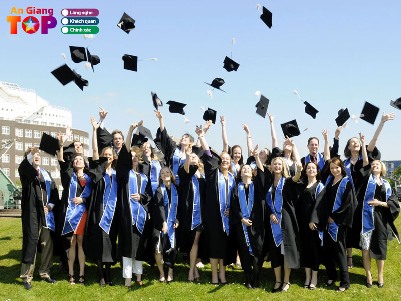 Tieu-chi-lua-chon-trung-tam-du-hoc-han-quoc-angiangtoplist