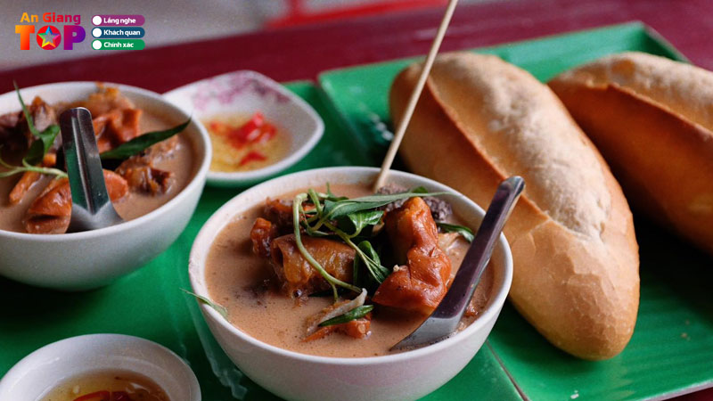 Top-5-quan-pha-lau-o-an-giang-ngon-mieng-thom-beo-angiangtoplist
