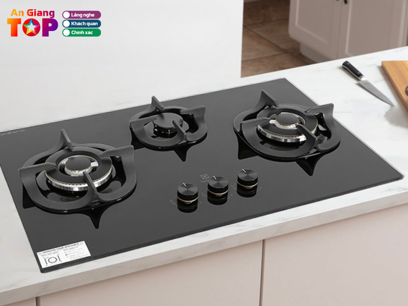 Dien-may-cho-lon-angiangtoplist