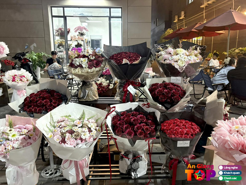 Louis-flower-angiangtoplist