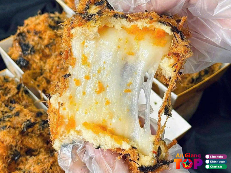 Qs-bakery-angiangtoplist