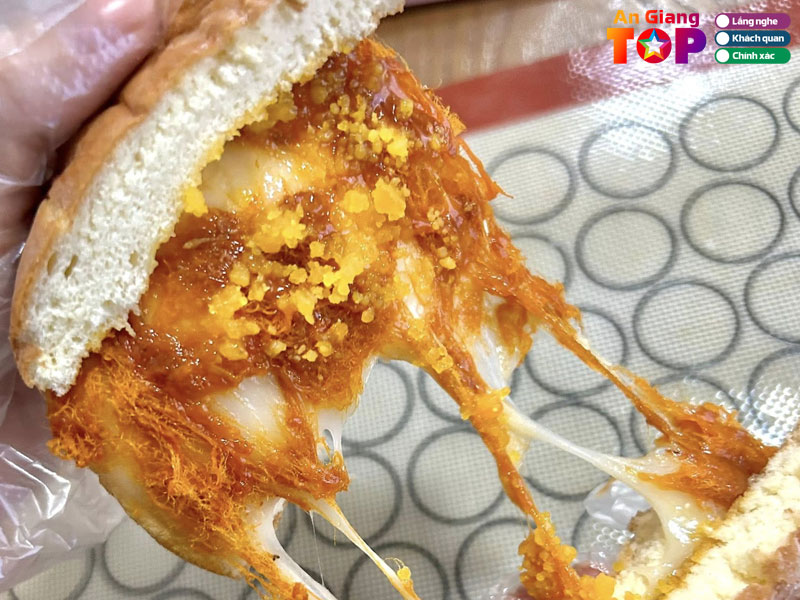 Tiem-banh-nha-thu-angiangtoplist