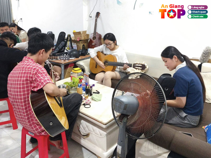 2c-guitar-rach-gia-1-angiangtoplist