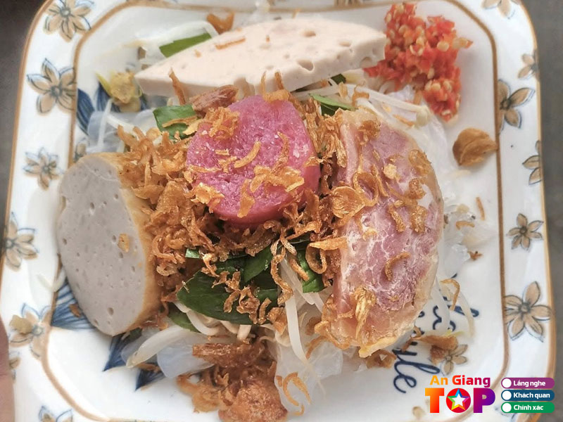 Banh-cuon-nong-loi-1-angiangtoplist