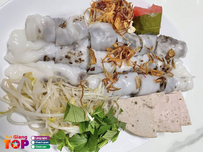 Banh-cuon-nong-sake-dia-chi-an-banh-cuon-o-an-giang-ngon-khong-nen-bo-lo-angiangtoplist