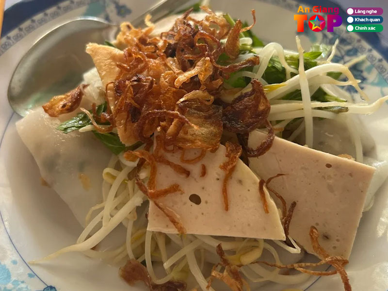 Banh-uot-cha-lua-duong-chau-van-liem-1-angiangtoplist