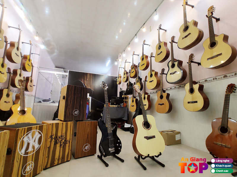 Guitar-long-xuyen-1-angiangtoplist