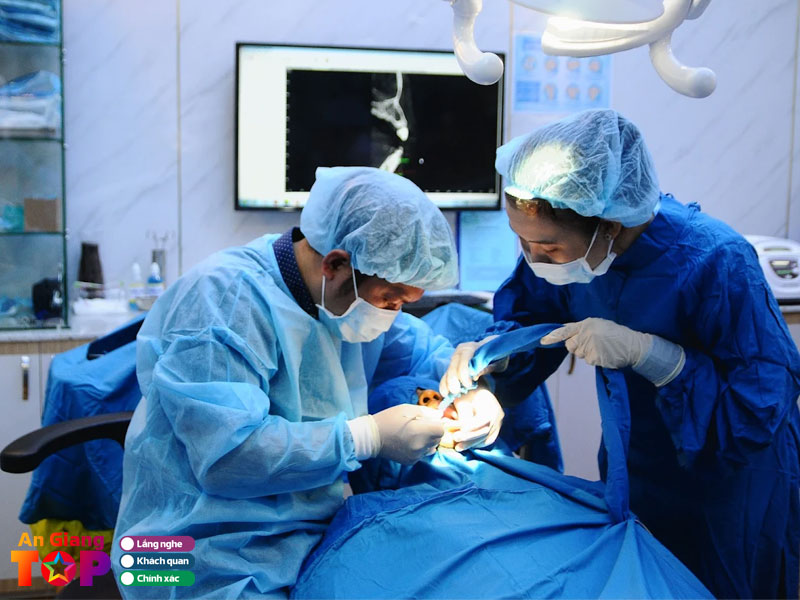 Nha-khoa-tham-my-happy-smile-angiangtoplist