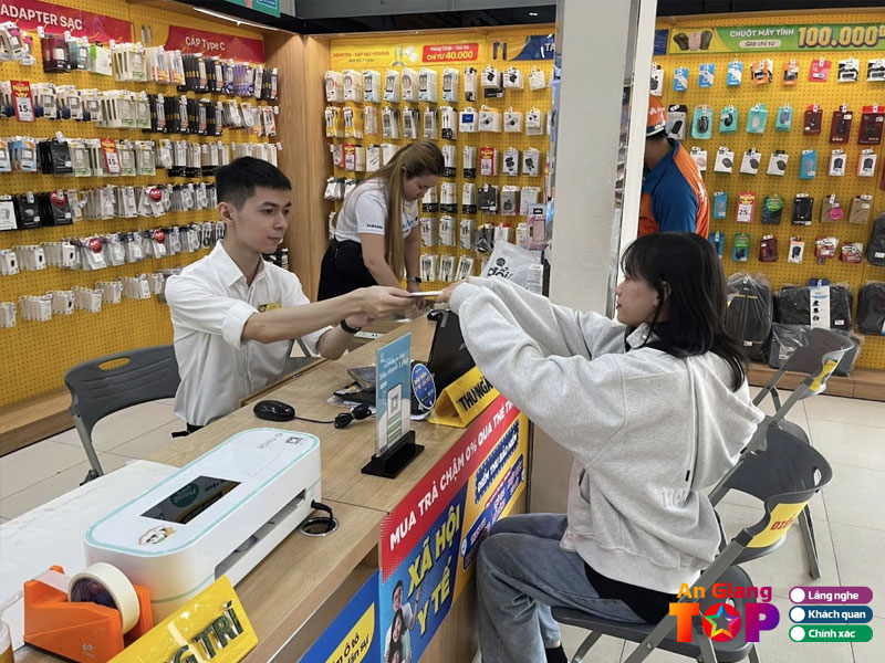 The-gioi-di-dong-angiangtoplist