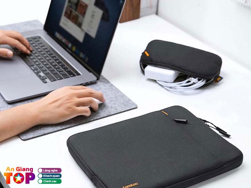 Tieu-chi-lua-chon-noi-ban-phu-kien-laptop-chinh-hang-angiangtoplist