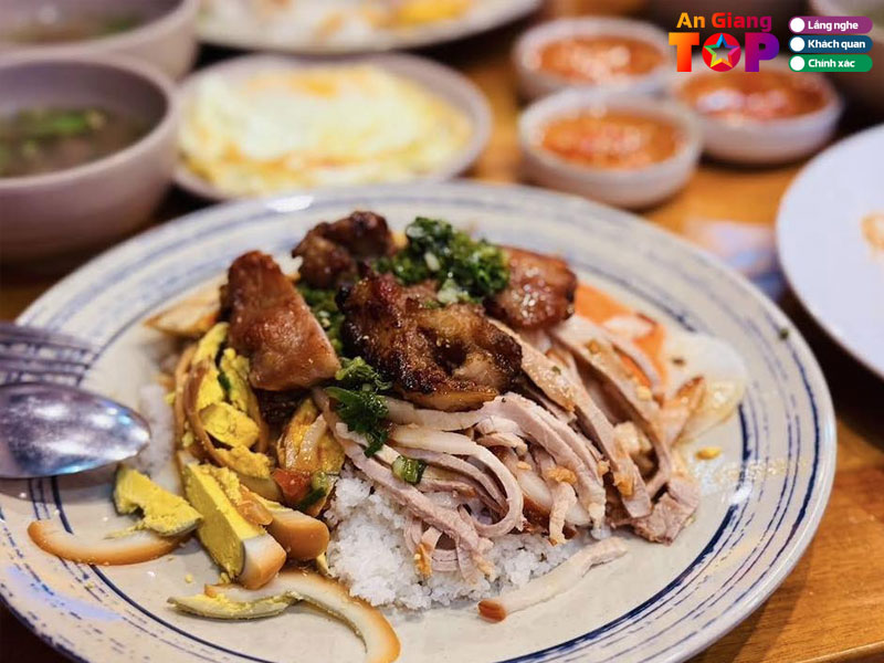3ghien-com-tam-long-xuyen-suon-nuong-angiangtoplist