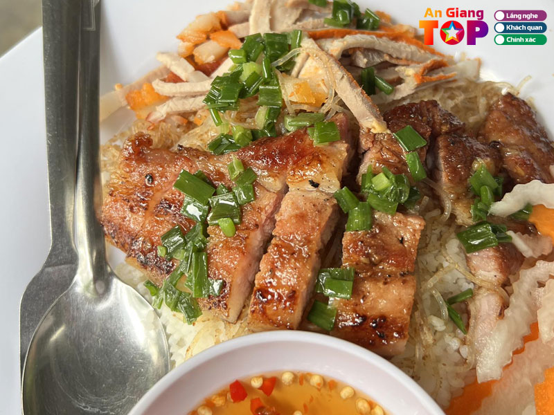 Com-tam-long-xuyen-phuc-loc-angiangtoplist