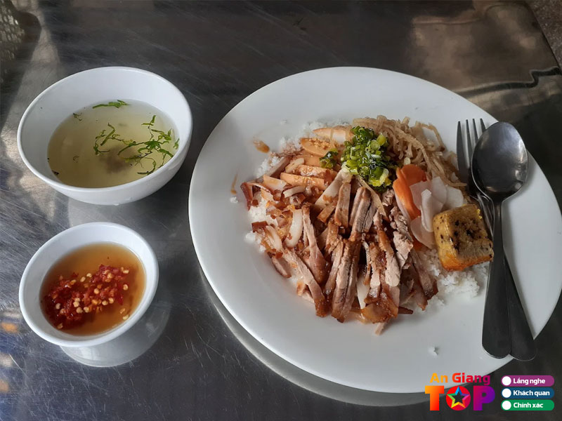Com-tam-thuan-angiangtoplist