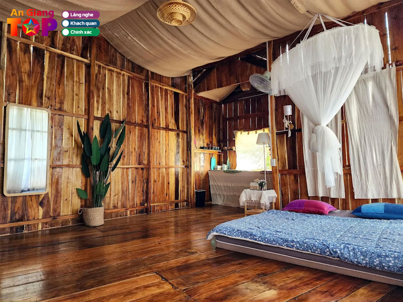 Nha-cua-may-homestay-nui-cam-angiangtoplist