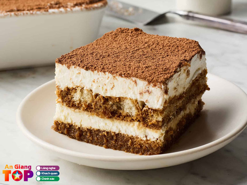 Cach-chon-banh-tiramisu-ngon-angiangtoplist