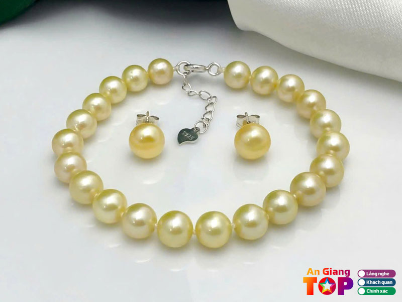 Kinh-nghiem-chon-mua-trang-suc-ngoc-trai-chat-luong-angiangtoplist