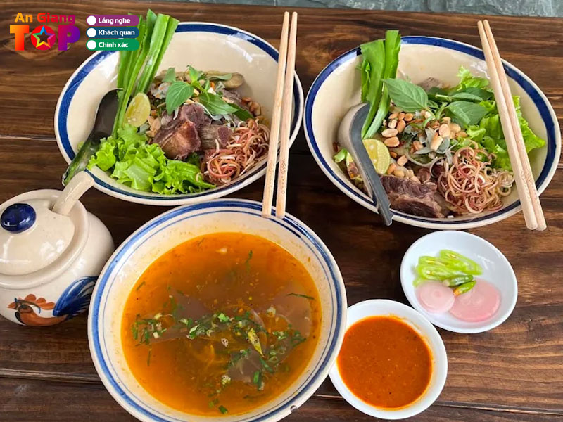 Bun-suon-bo-bo-kho-angiangtoplist