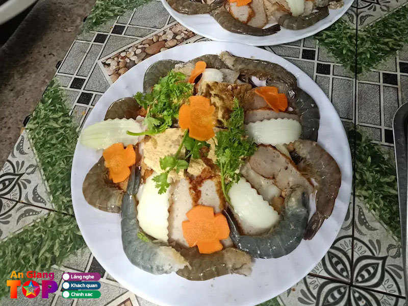 Dich-vu-nau-an-sau-trinh-angiangtoplist